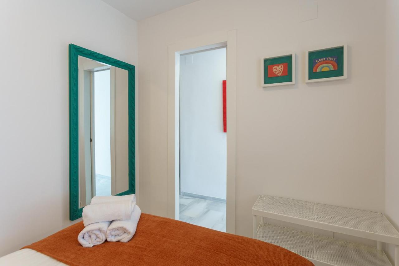 Malagasuite Carihuela Apartments Τορρεμολίνος Εξωτερικό φωτογραφία